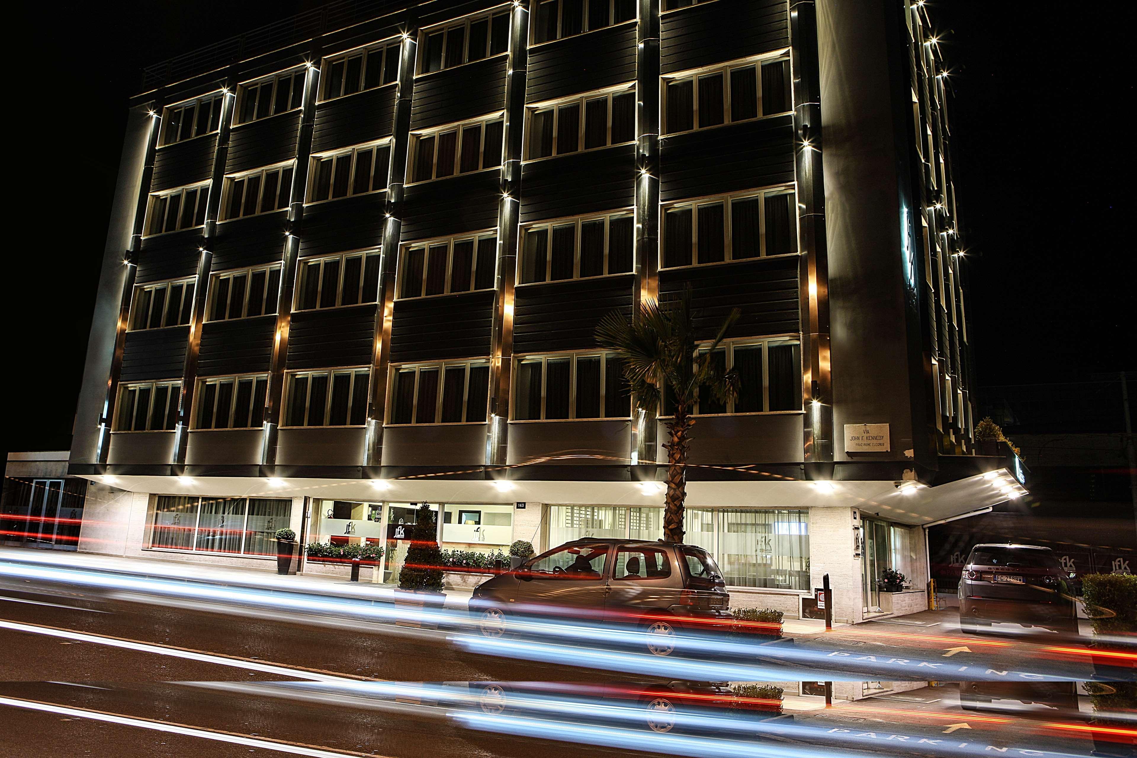 Best Western Plus Scottsdale Thunderbird Suites Exterior foto