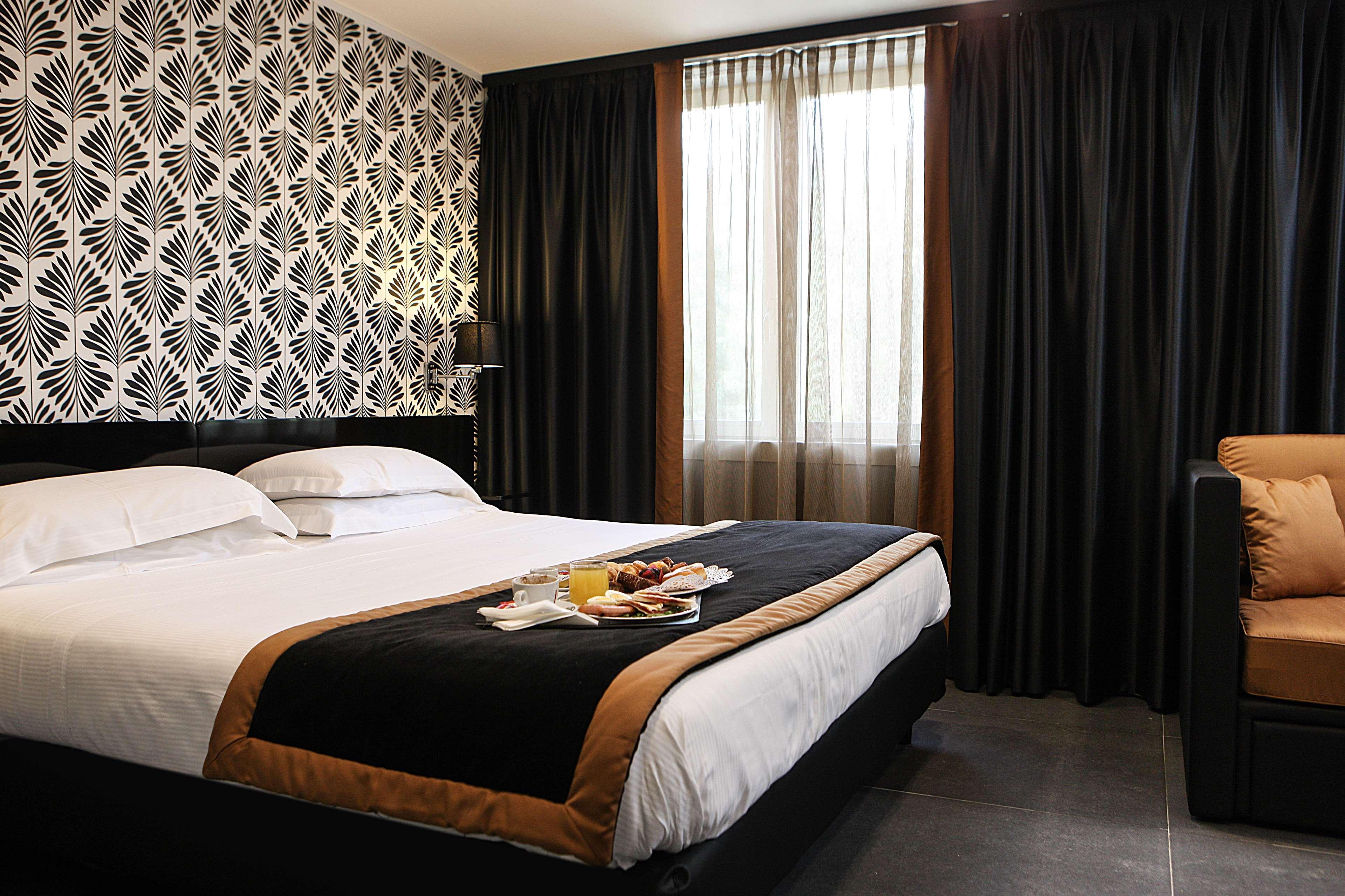 Best Western Plus Scottsdale Thunderbird Suites Exterior foto